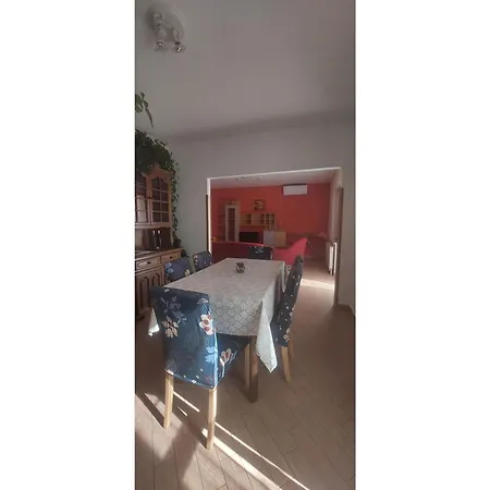 Dino Appartement Roč