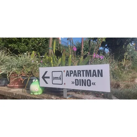 Appartement Dino Roč