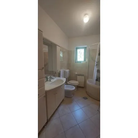 Lägenhet Dino